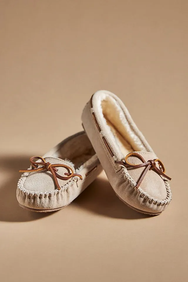 Minnetonka Cally moccasins, light gray